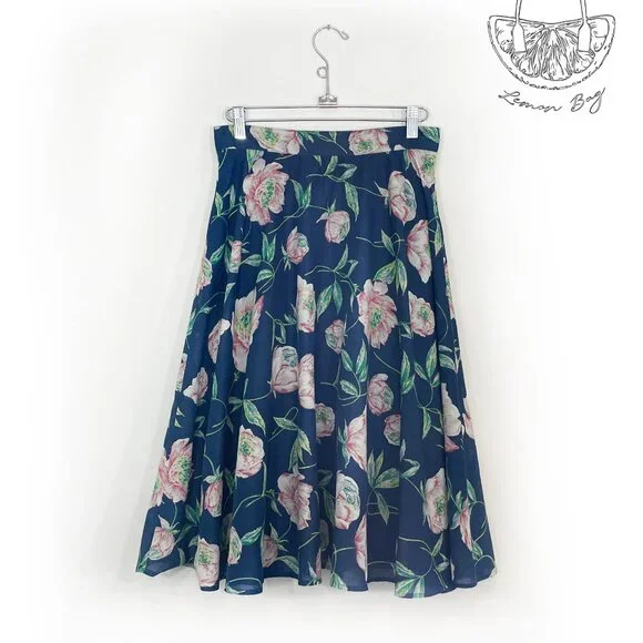 French Connection / Midi Pleated Skirt / Color Dark Blue Floral / Size XS - Picture 5 of 6